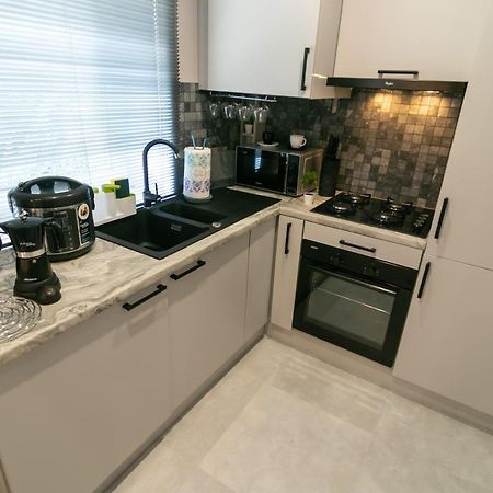 Avenue Apartment Morșîn Exterior foto