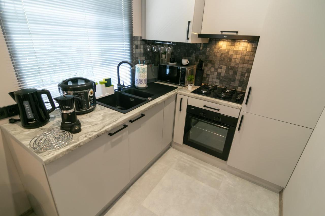 Avenue Apartment Morșîn Exterior foto